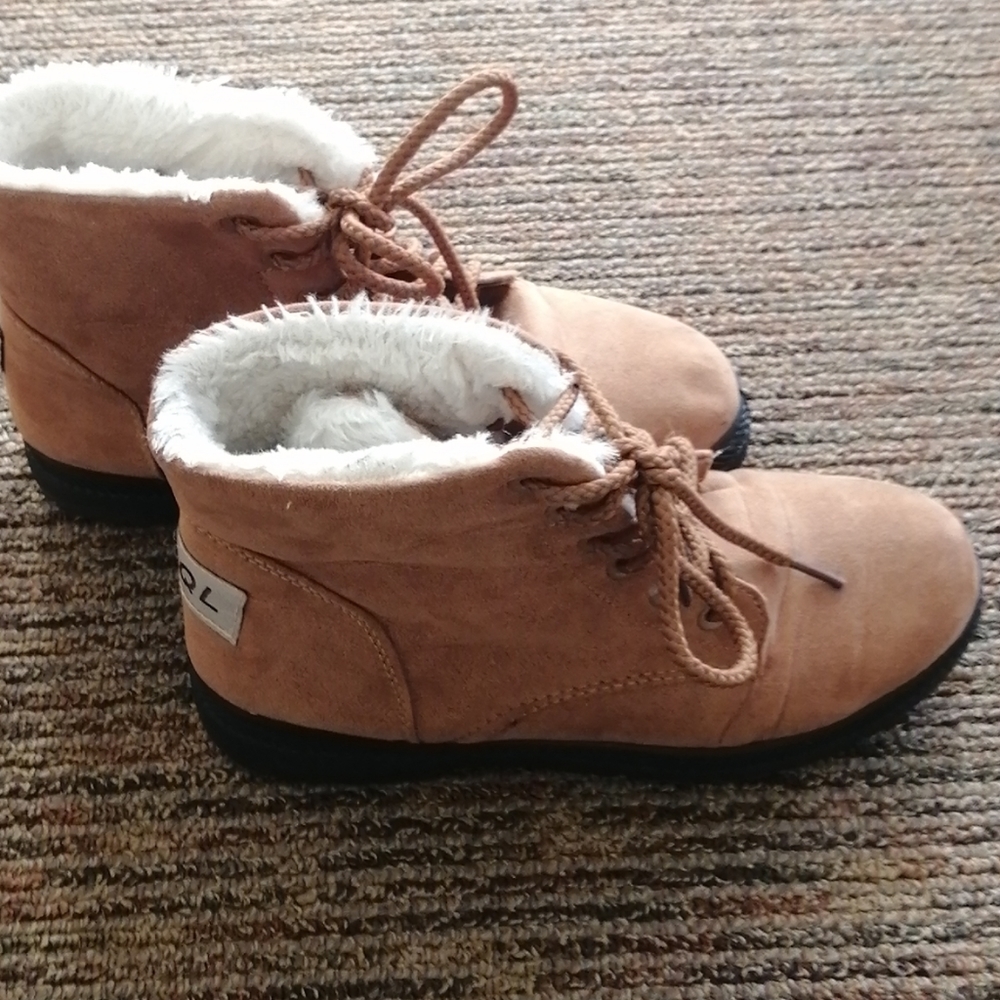 Warm boots